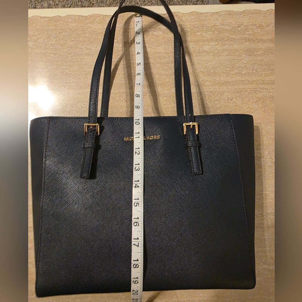 Michael Kors Shoulder Bag Jet Set Travel Leather Top Zip Tote Navy NEW WITH TAG! - Picture 6 of 10